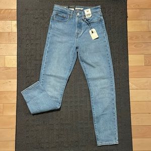 LEVI’S - WEDGIE ICON FIT JEANS - SIZE 25 - TANGO LIGHT - NWT